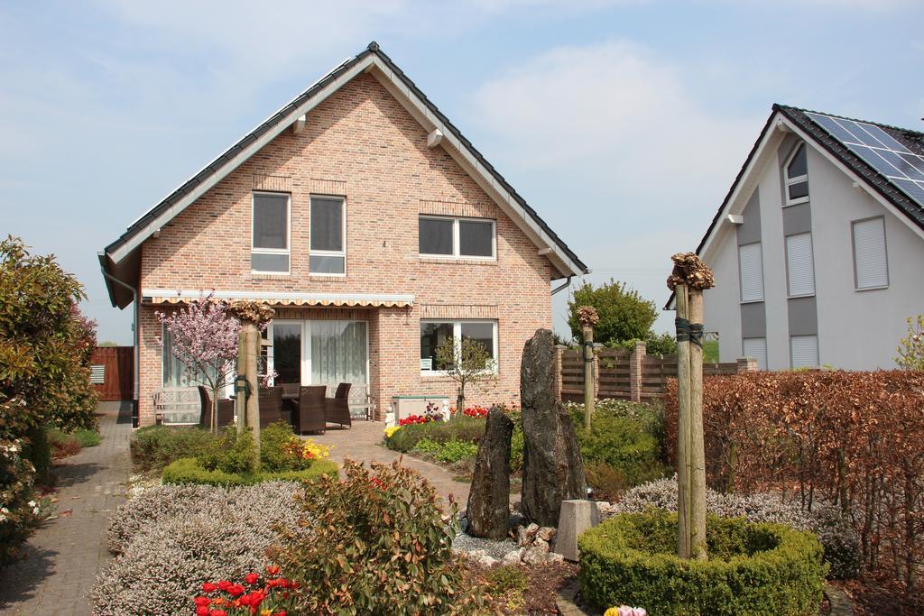 Bed and Breakfast Haus Rheinblick Grieth Zimmer foto