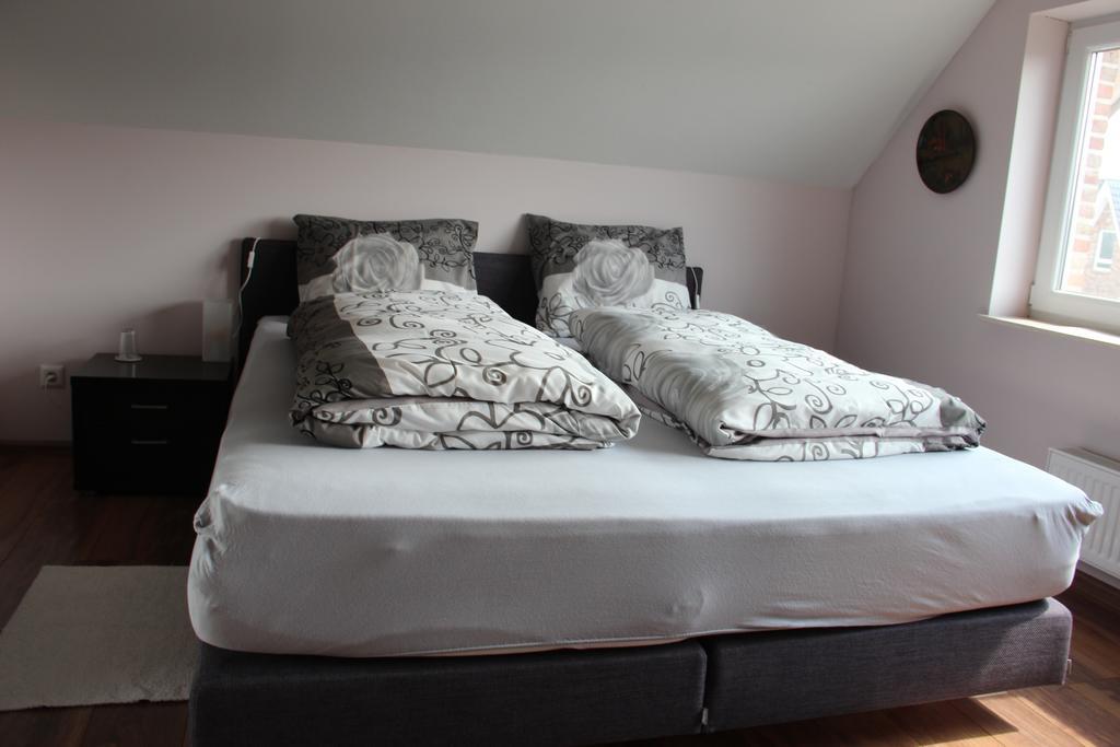 Bed and Breakfast Haus Rheinblick Grieth Zimmer foto